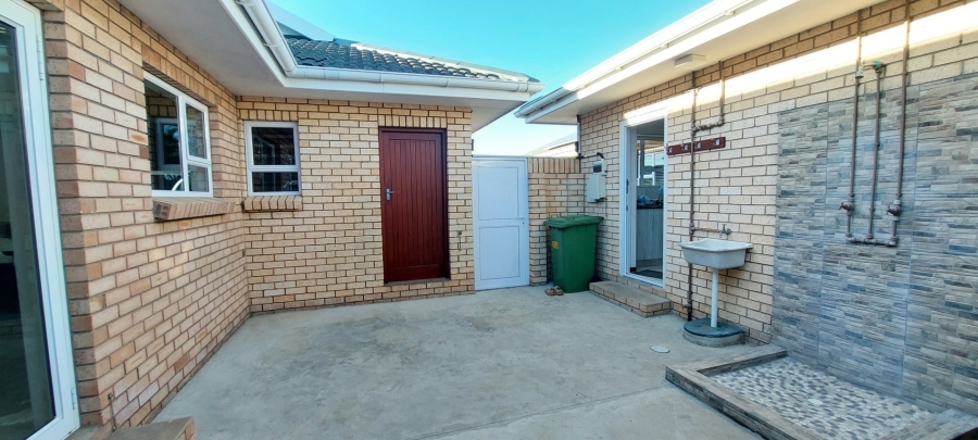 3 Bedroom Property for Sale in Glen Stewart Eastern Cape